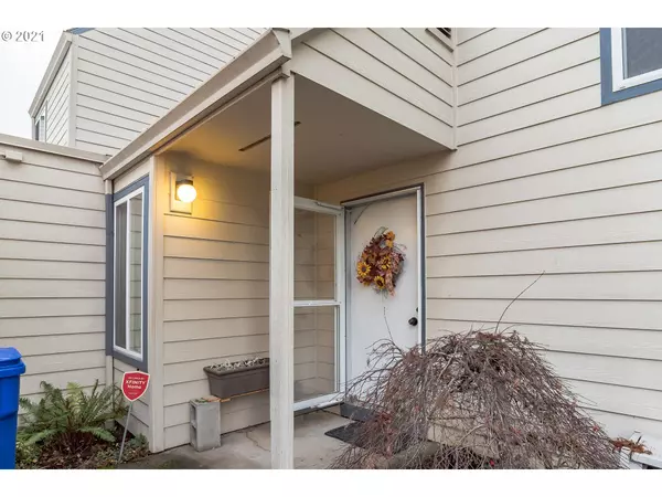 Gresham, OR 97030,251 NE VILLAGE SQUIRE AVE #13