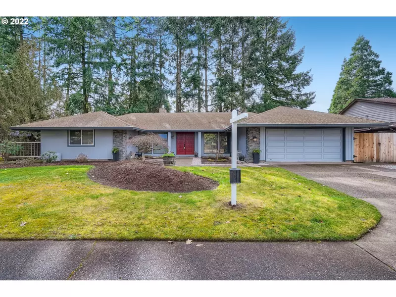 2264 SE SINGING WOODS DR, Hillsboro, OR 97123