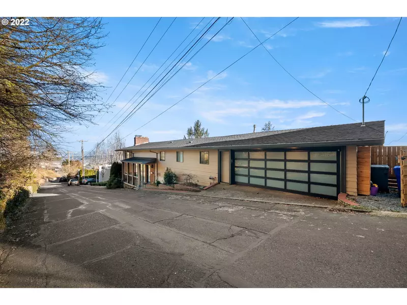 3042 NW MONTE VISTA TER, Portland, OR 97210