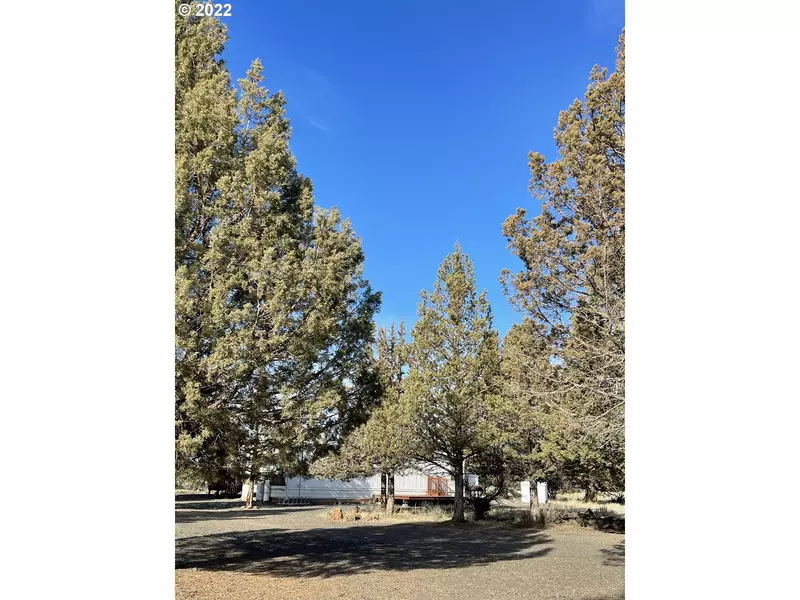 13005 SW AIRSTRIP LN, Culver, OR 97734