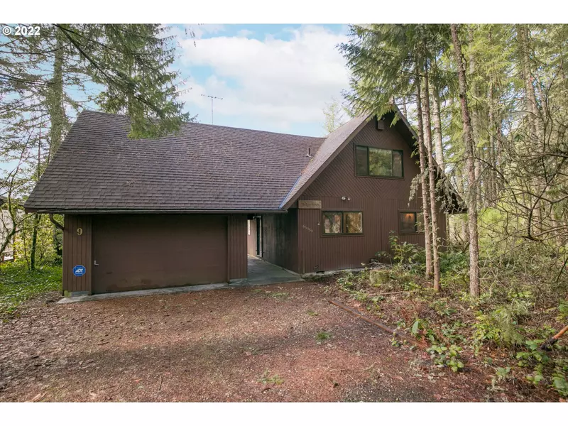 65350 E SANDY RIVER LN, Rhododendron, OR 97049