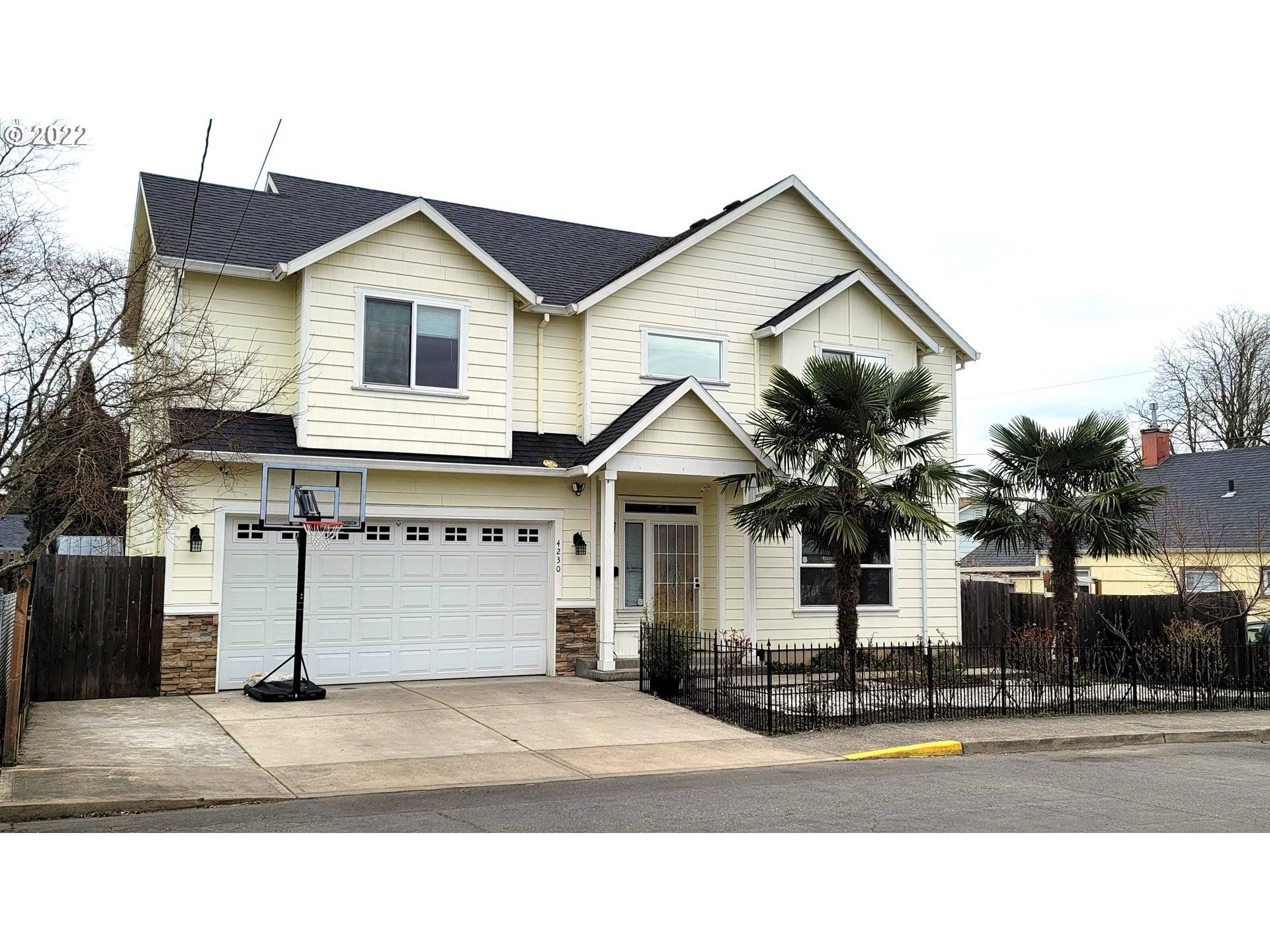 4230 SE 90TH AVE, Portland, OR 97266