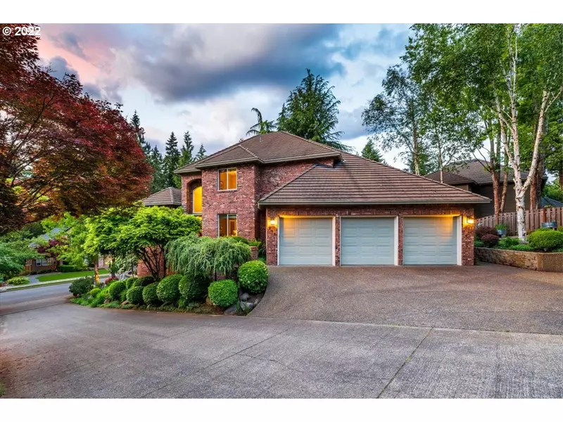 568 WEIDMAN CT, Lake Oswego, OR 97034