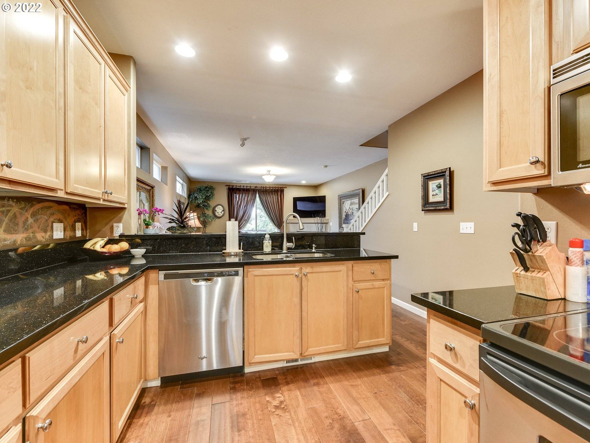 West Linn, OR 97068,20362 NOBLE LN