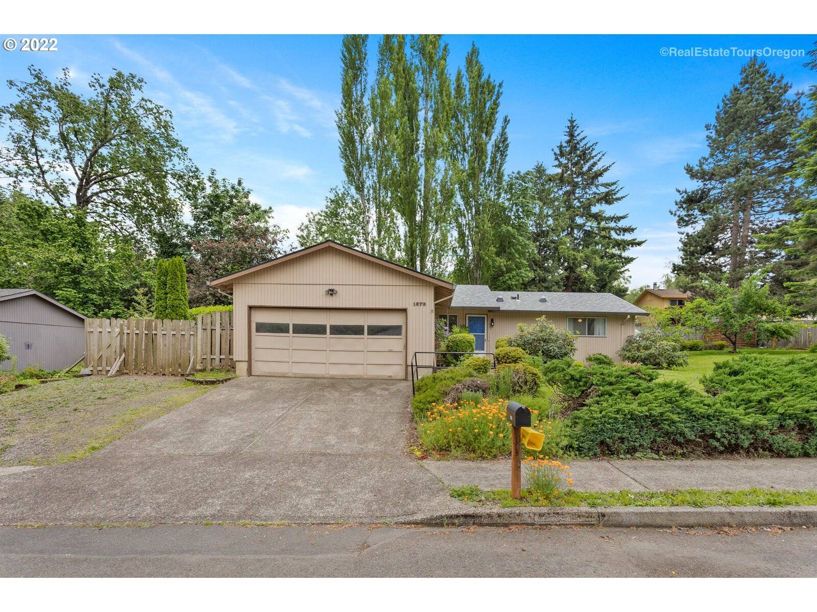 1679 TIMOTHY LN, West Linn, OR 97068