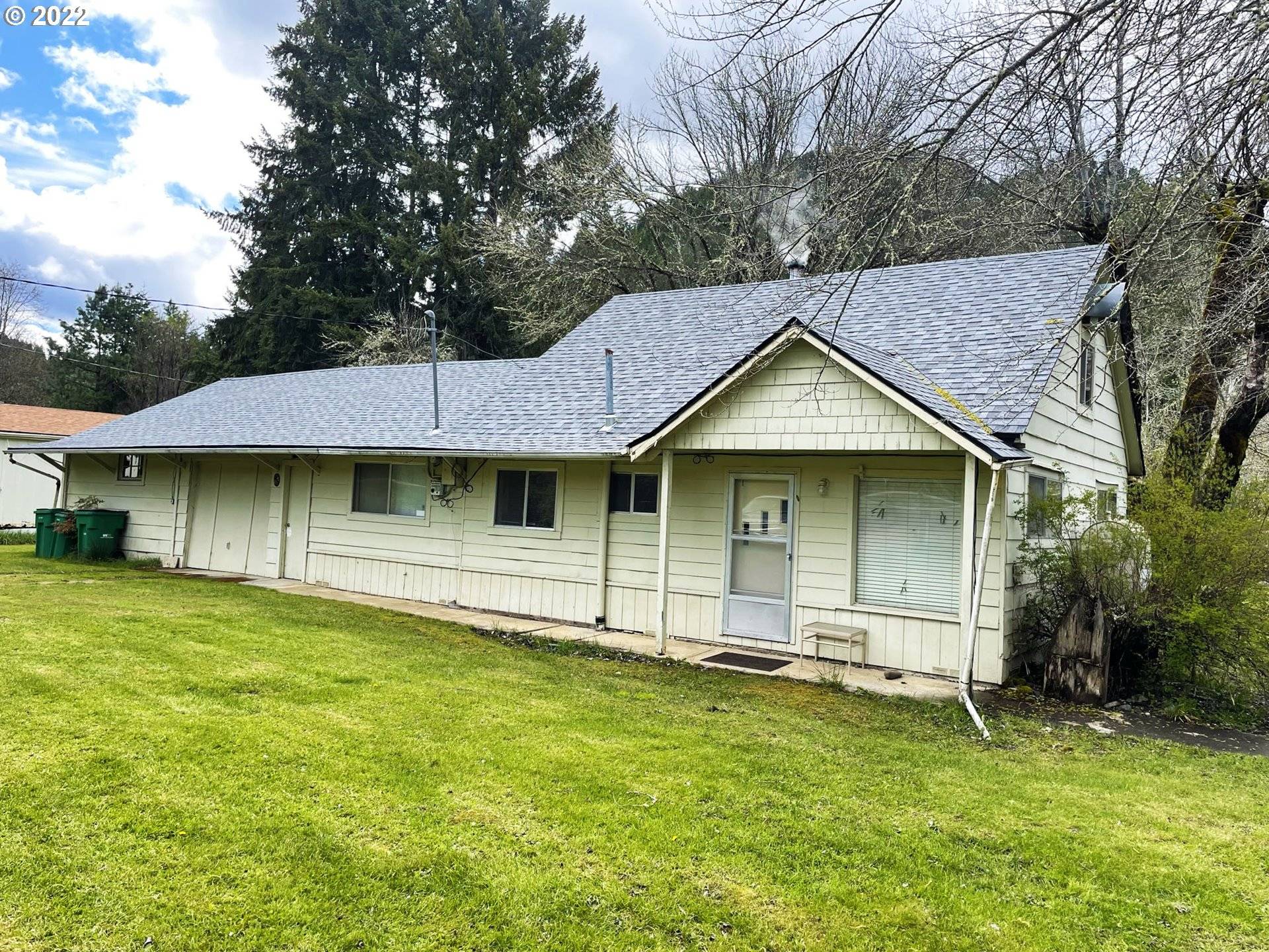 14671 UPPER COW CREEK RD, Azalea, OR 97410