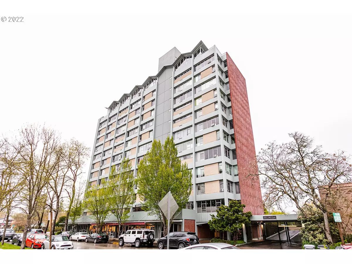 Eugene, OR 97401,1313 LINCOLN ST #403