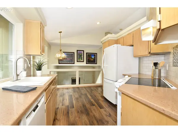 16635 SE EAST VIEW CT, Portland, OR 97236