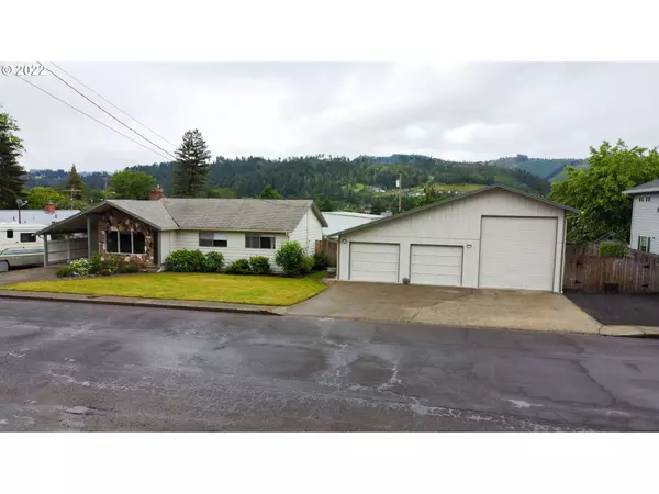 Sutherlin, OR 97479,976 E FOURTH AVE