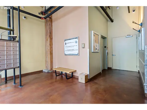 725 NW Flanders #302, Portland, OR 97209