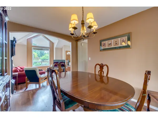 16423 SW 109TH PL, Tigard, OR 97224