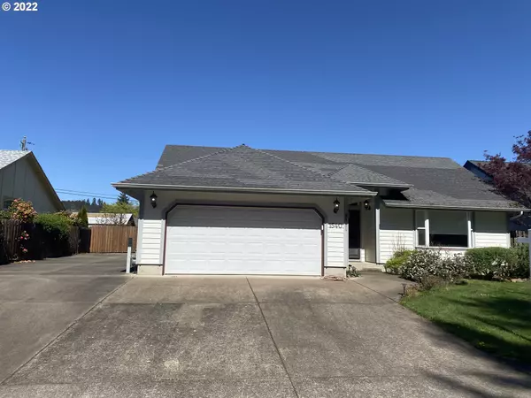 1540 DAUGHERTY AVE, Cottage Grove, OR 97424