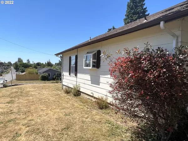 Coquille, OR 97423,620 N BAXTER ST