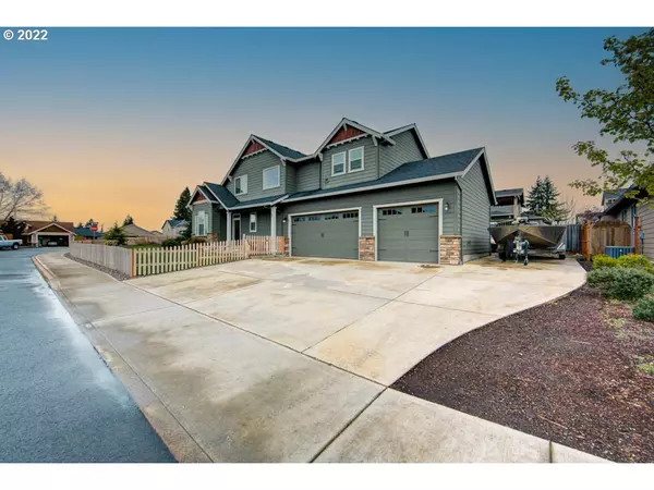 Estacada, OR 97023,981 SE PINEVIEW CT