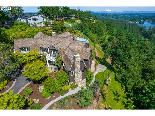 2088 CREST DR, Lake Oswego, OR 97034