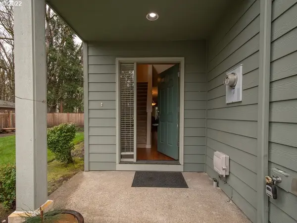 4094 ADEN PL NE, Salem, OR 97305