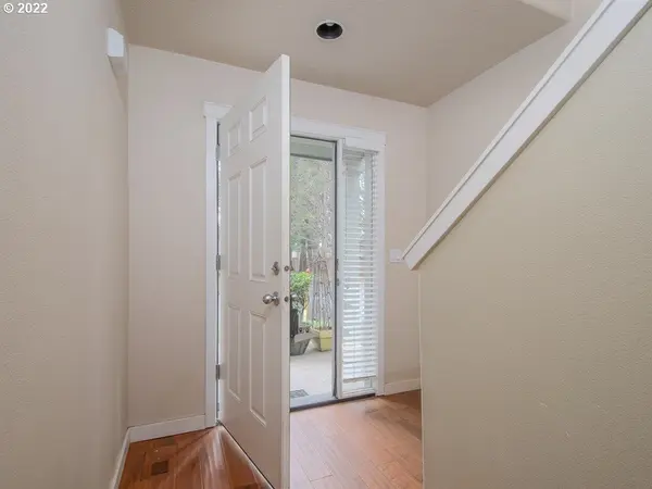 4094 ADEN PL NE, Salem, OR 97305