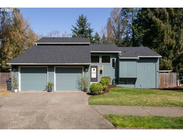 8583 SW MANDAN DR, Tualatin, OR 97062