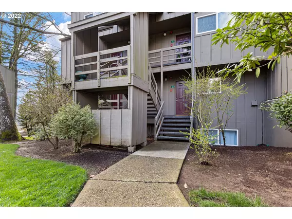 Lake Oswego, OR 97035,4 TOUCHSTONE #69