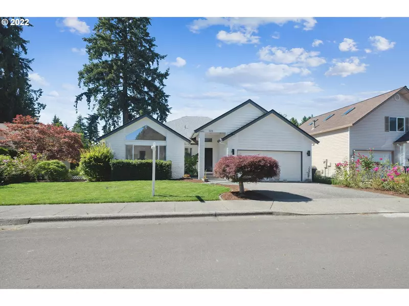 223 SW SEMINOLE DR, Aloha, OR 97006