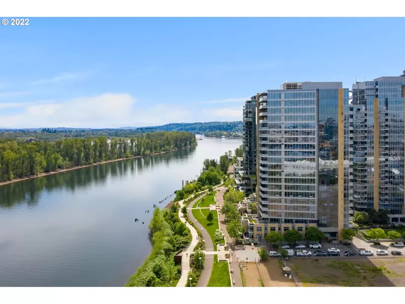 3570 S RIVER PKWY #2201, Portland, OR 97239