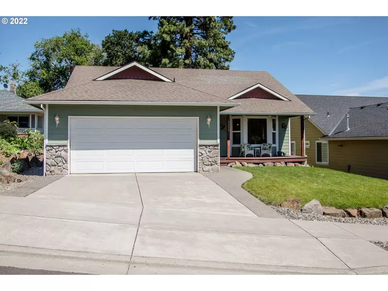 1117 POMONA ST, The Dalles, OR 97058