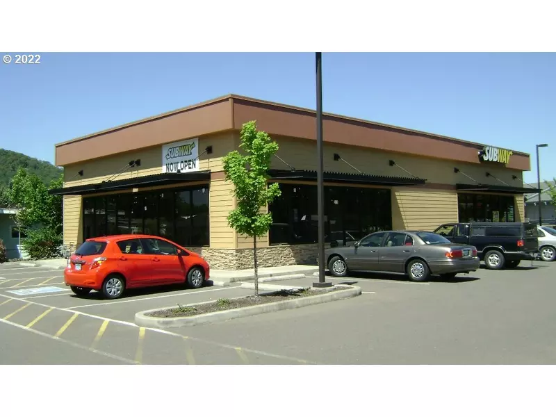 301 NW DOUGLAS BLVD, Winston, OR 97496