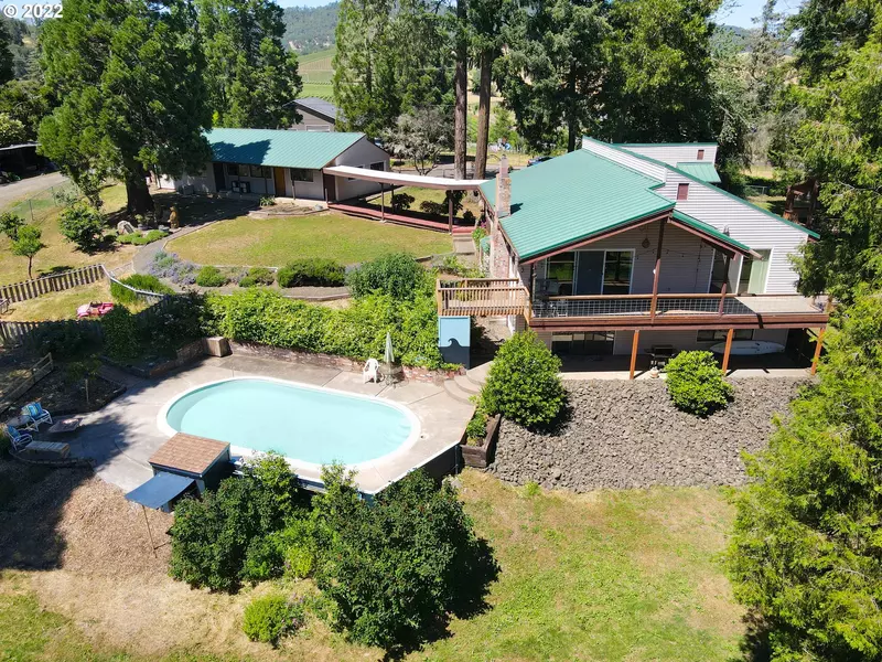 350 NW WOODLAND DR, Winston, OR 97496