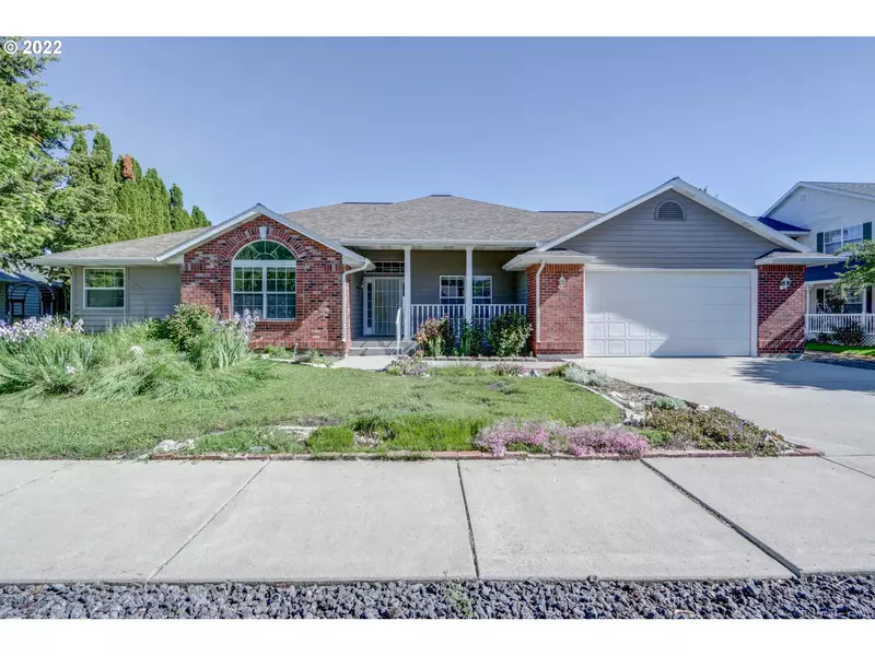 840 LUND LN, Baker City, OR 97814