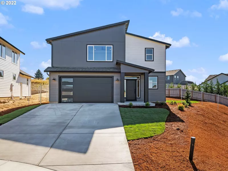 885 W FALCON PL, La Center, WA 98629