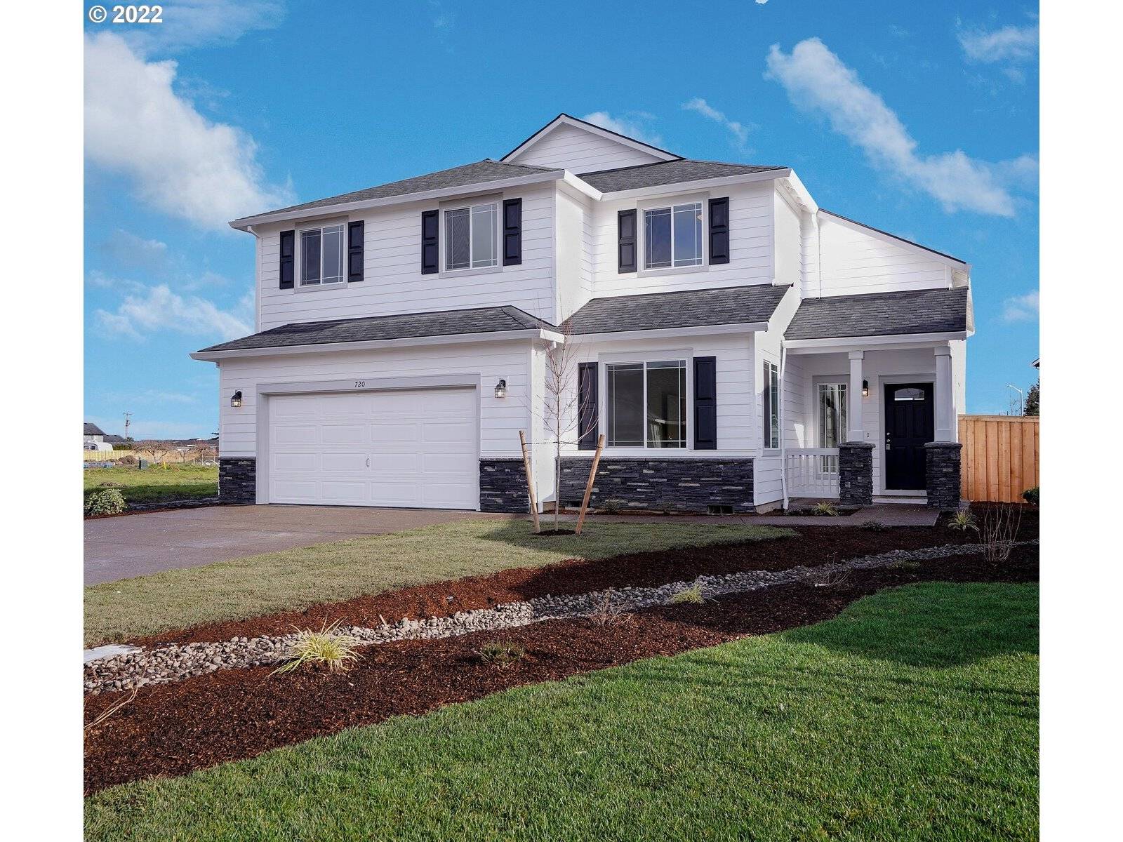 Gervais, OR 97026,825 8TH ST
