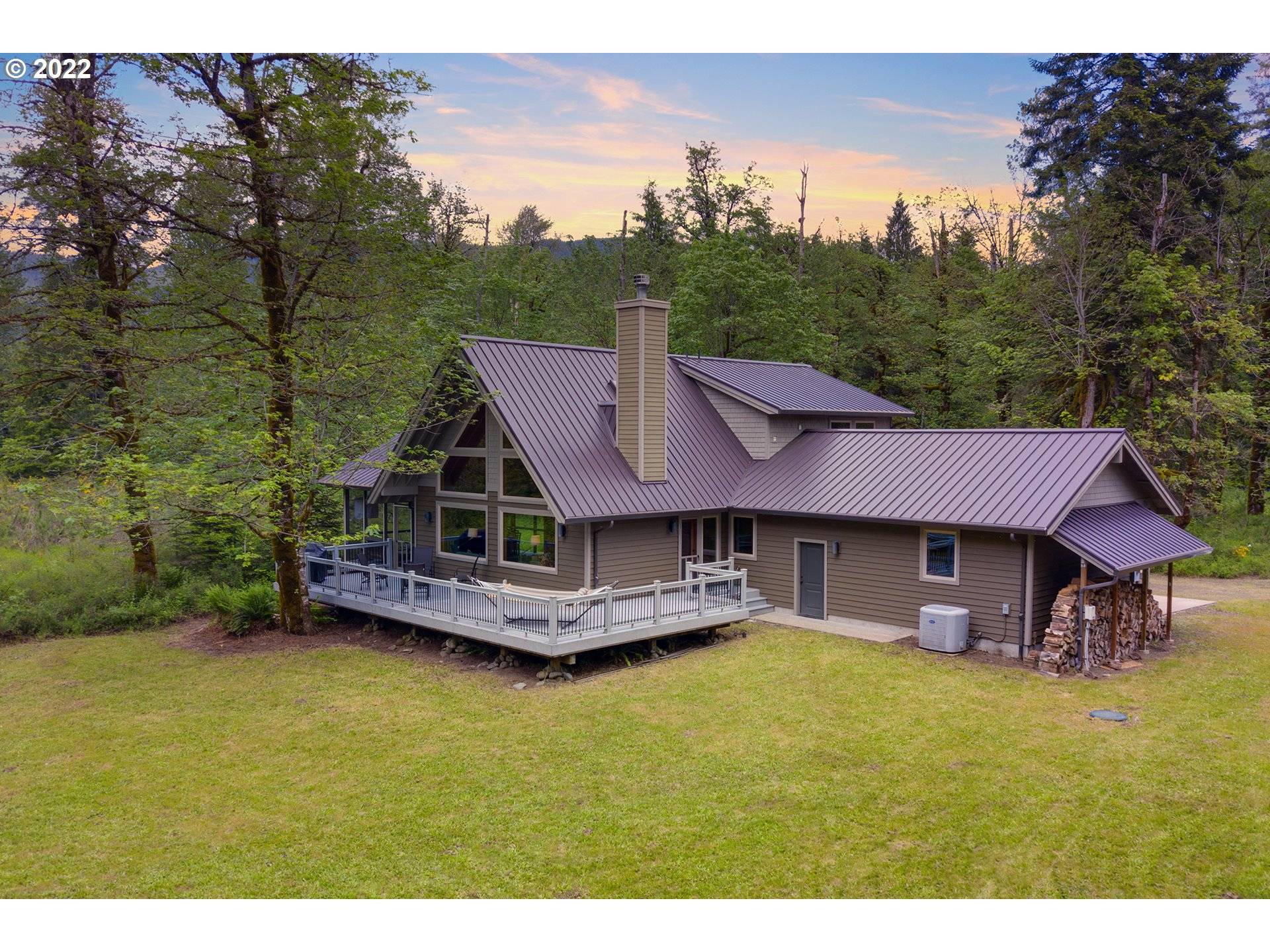 24655 E METSGER ISLAND DR, Welches, OR 97067