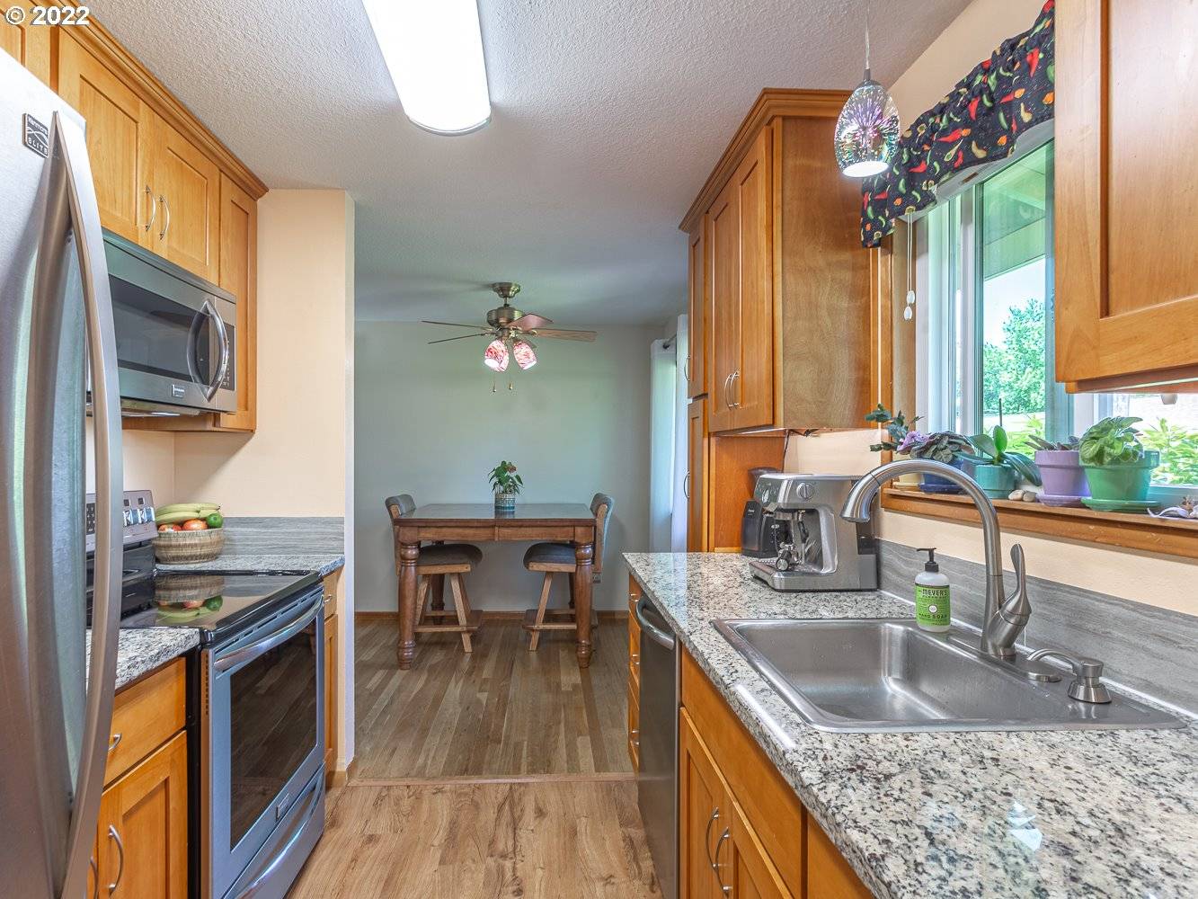 Portland, OR 97233,14982 SE CARUTHERS CT