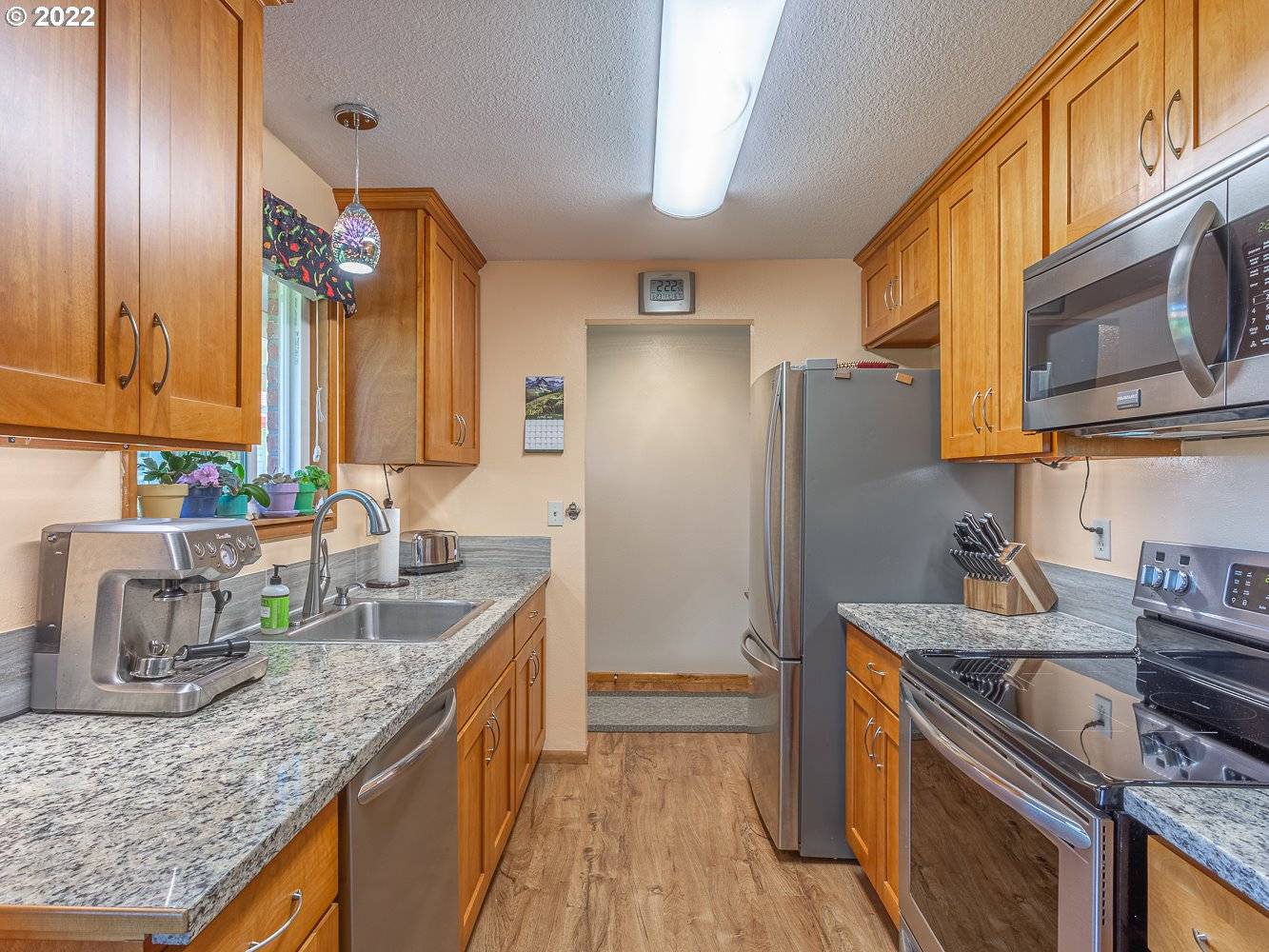 Portland, OR 97233,14982 SE CARUTHERS CT