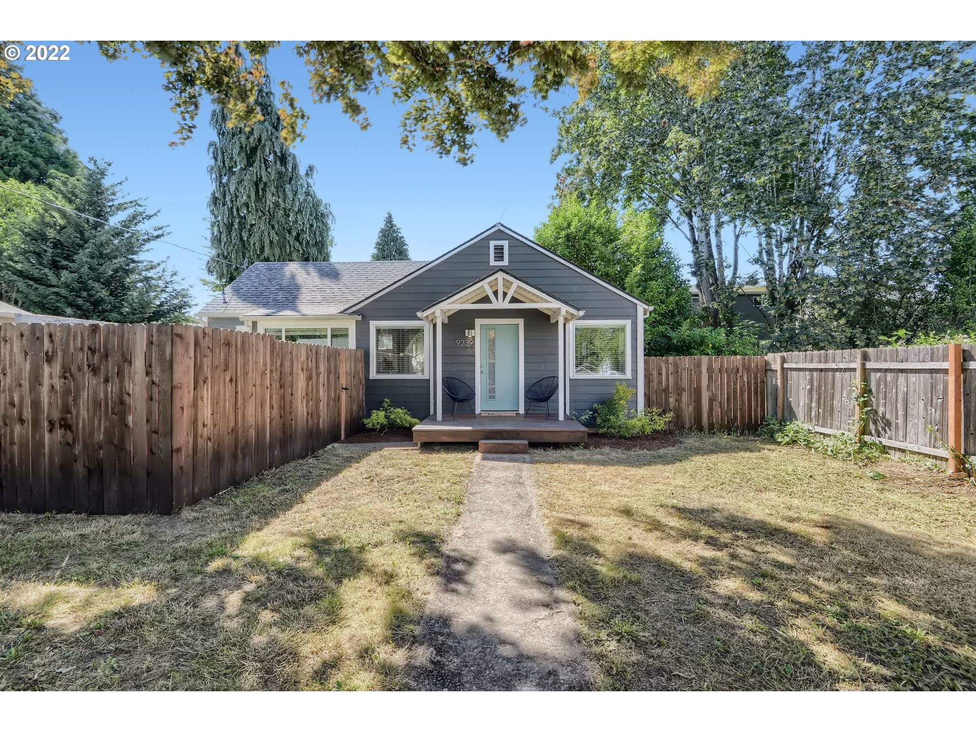 9239 N CALHOUN AVE, Portland, OR 97203
