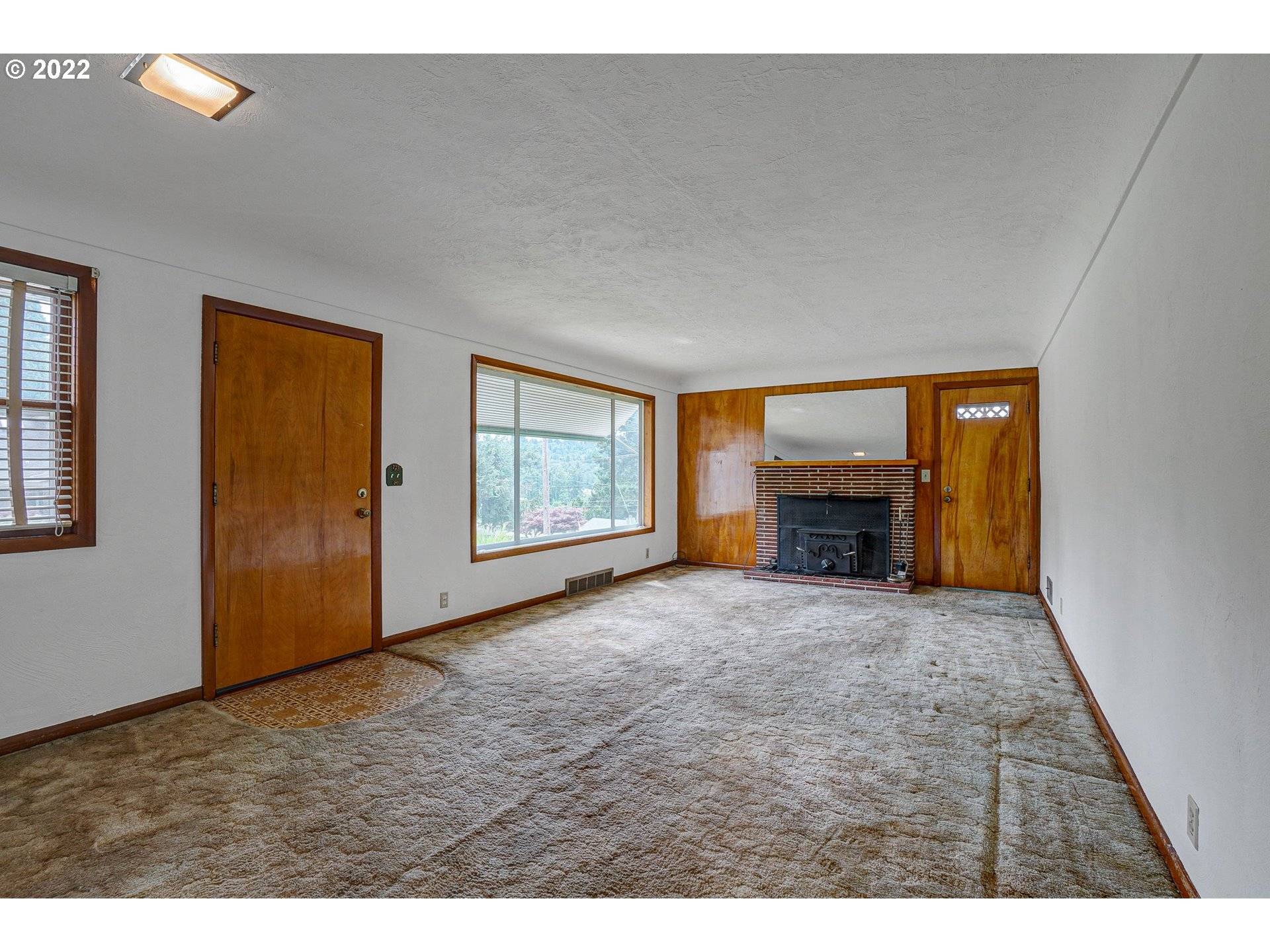 West Linn, OR 97068,1546 7TH ST