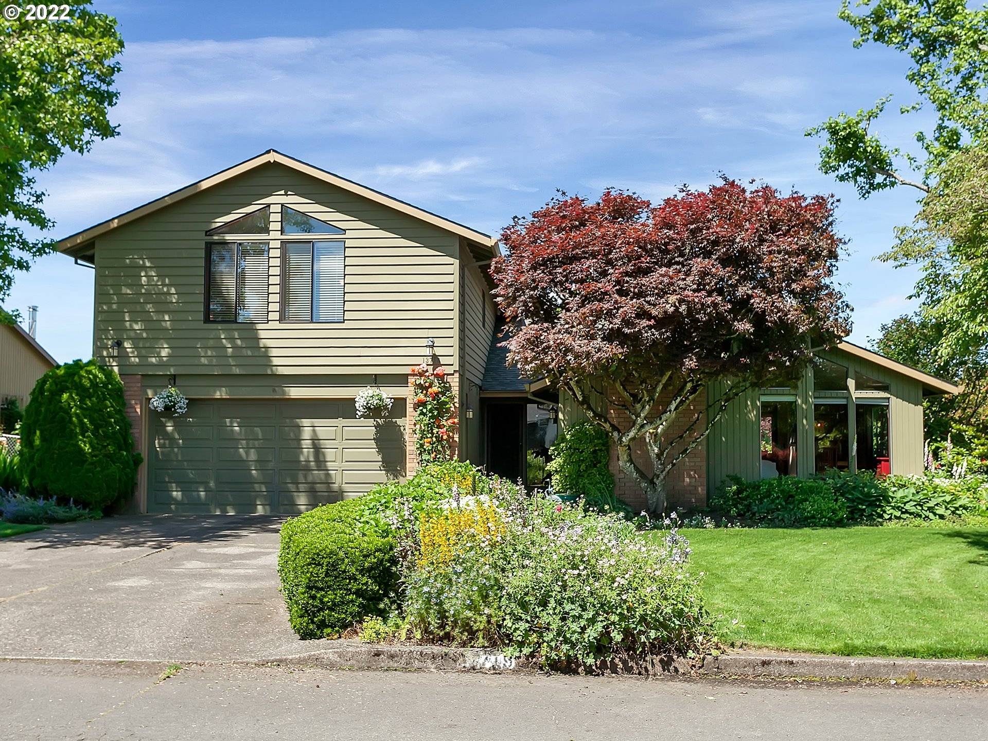 Clackamas, OR 97015,13719 SE 128TH AVE