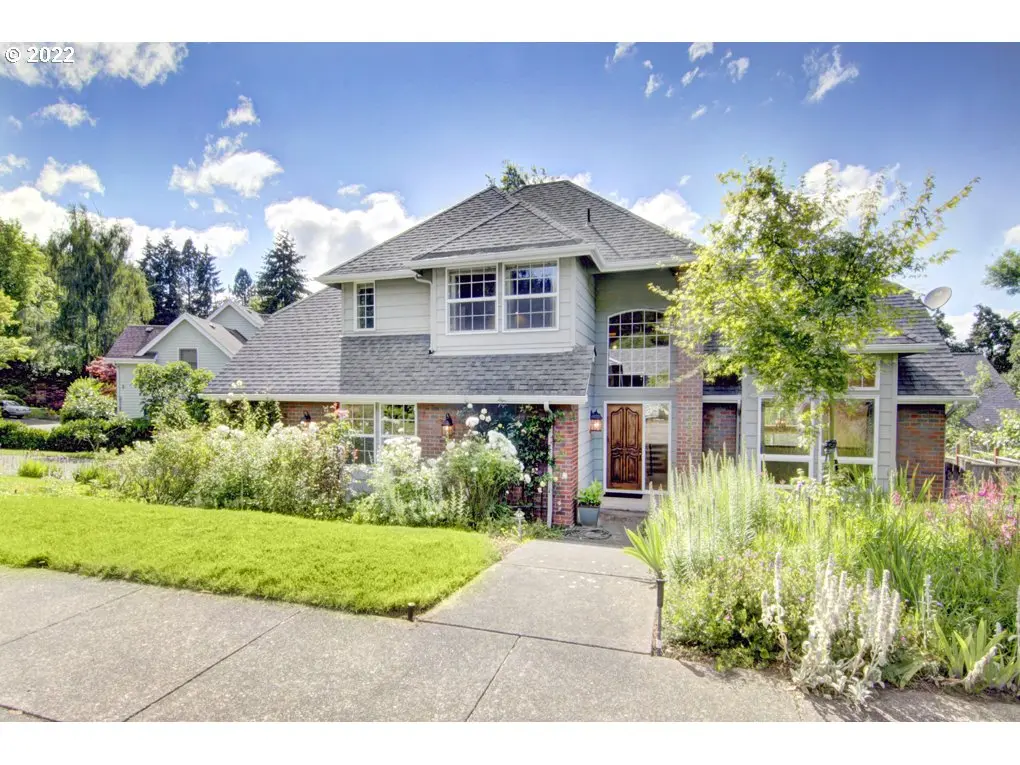 3345 CHAUCER WAY, Eugene, OR 97405