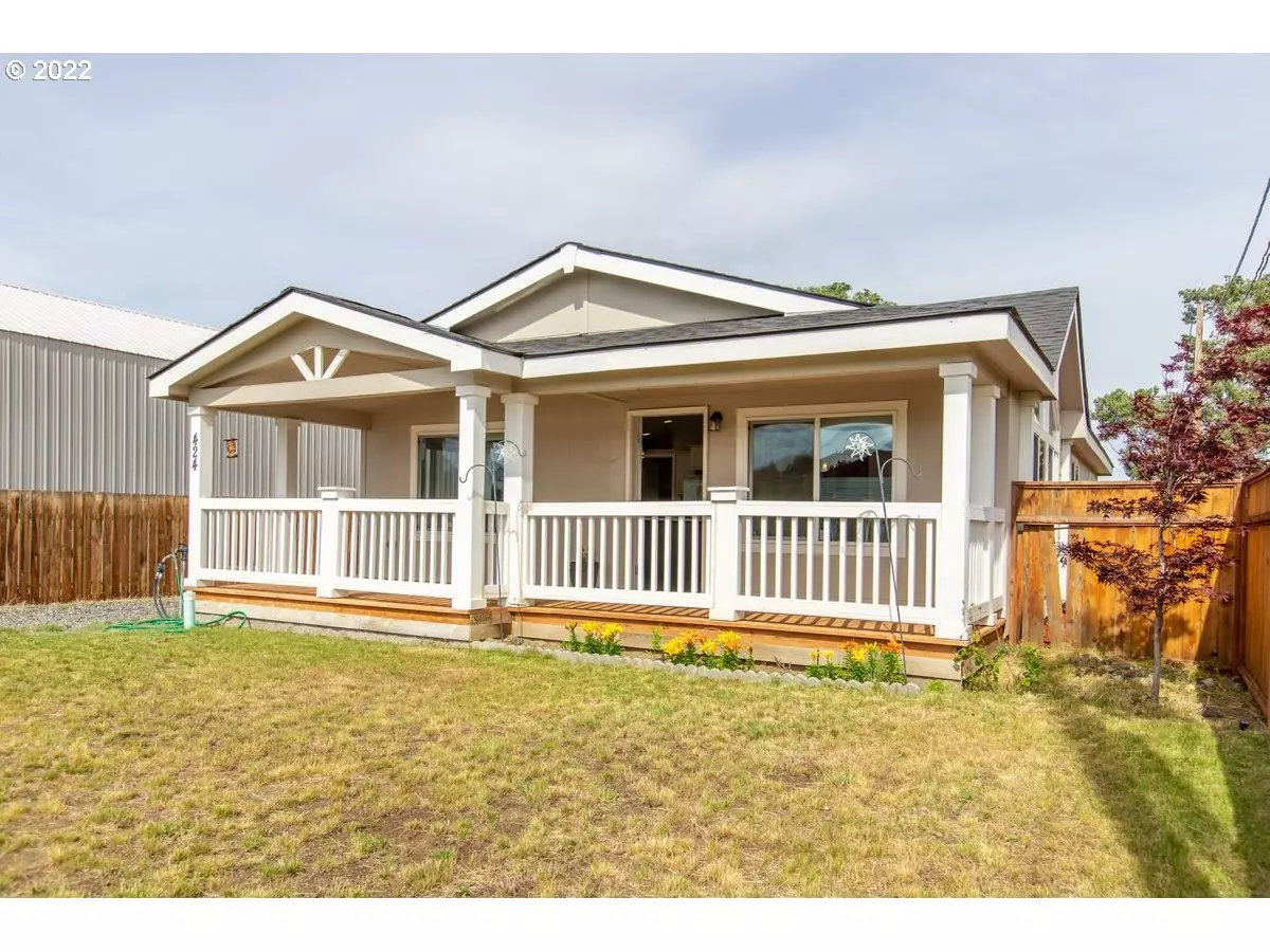 Dallesport, WA 98617,424 A ST