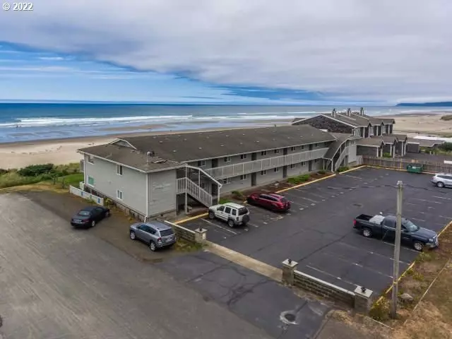 Rockaway Beach, OR 97136,137 S PACIFIC ST #9