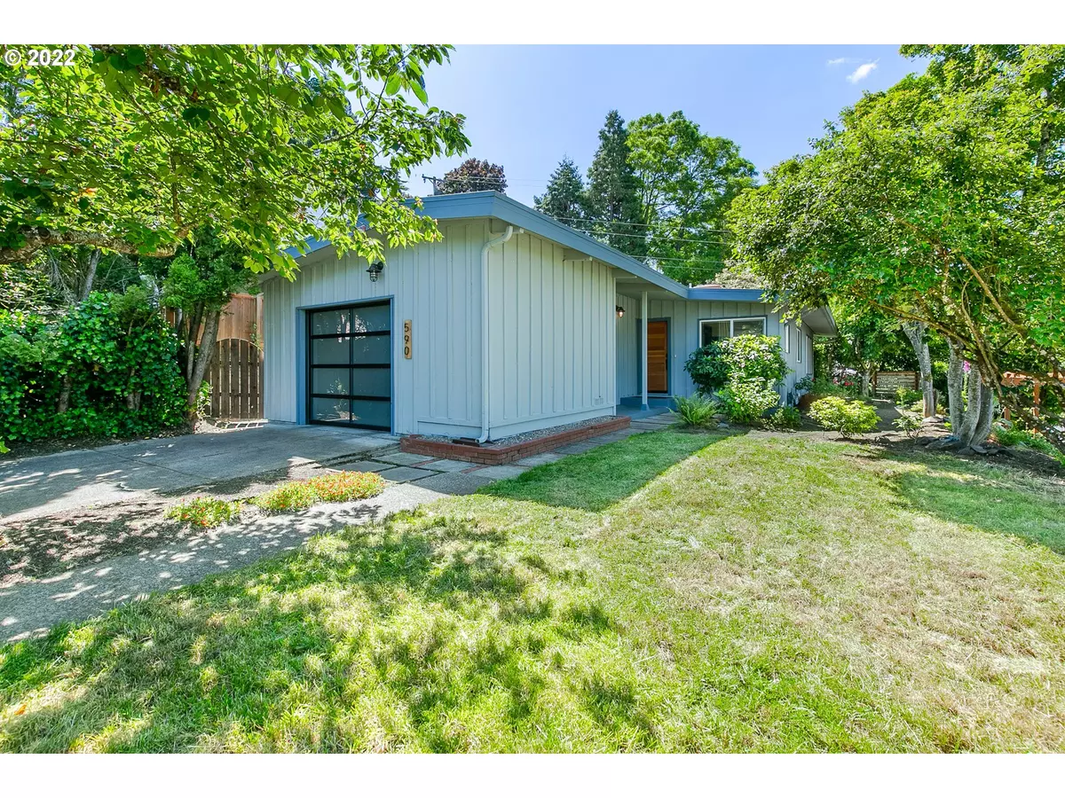 Eugene, OR 97405,590 W 25TH PL