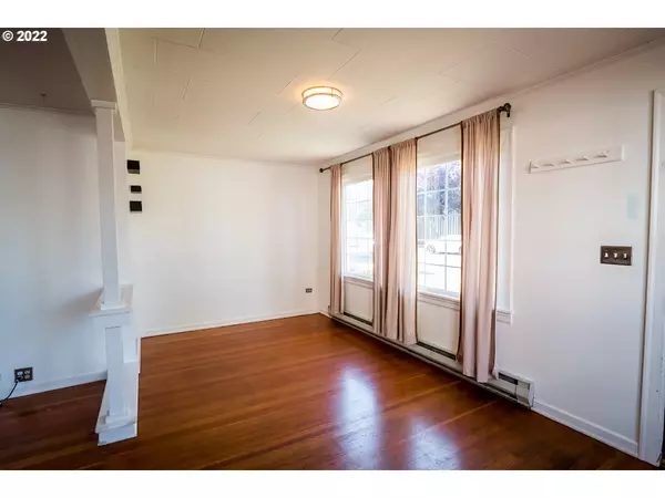 Eugene, OR 97402,1740 W BROADWAY