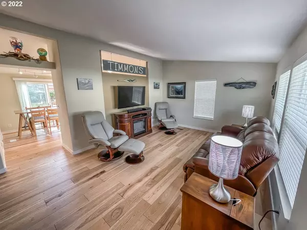 Depoe Bay, OR 97341,3808 SUMMIT RIDGE CIR