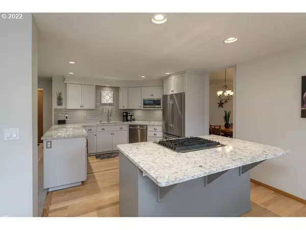 Tigard, OR 97224,10420 SW KENT ST