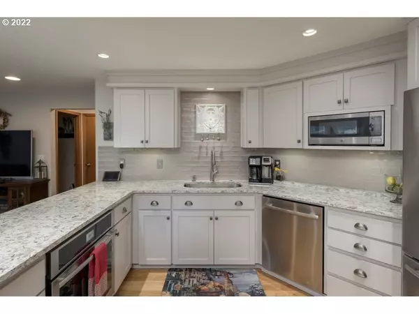 Tigard, OR 97224,10420 SW KENT ST