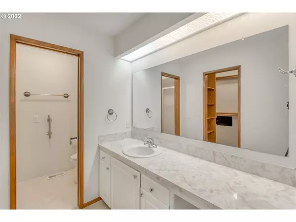 Beaverton, OR 97008,13545 SW Hart RD