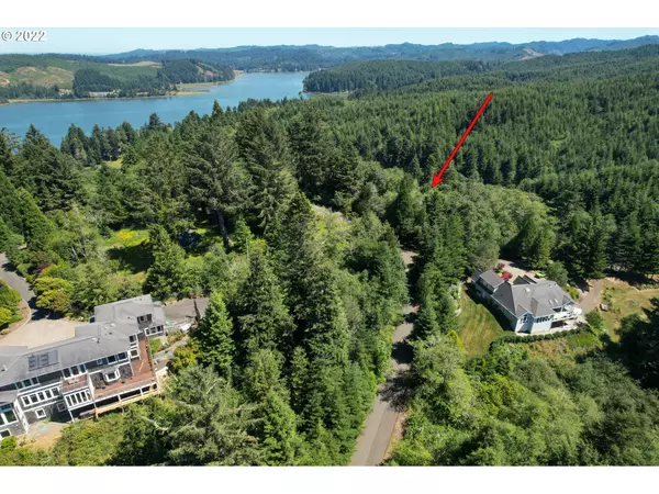 North Bend, OR 97459,0 Finch LN