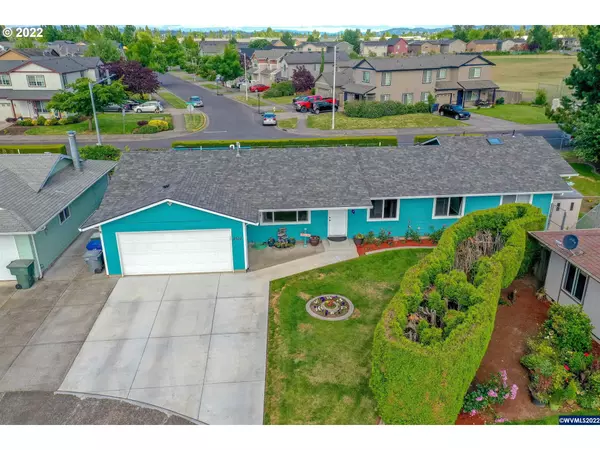 Salem, OR 97317,4507 GARDEN CT