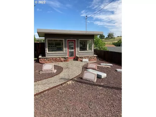 Pendleton, OR 97801,722 Tutuilla RD