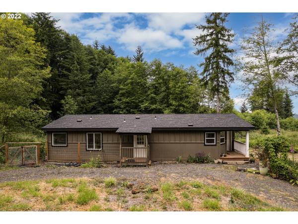 67460 MEISSNER RD, Deer Island, OR 97054